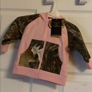 Bass pro camo & pink sweatsuit set